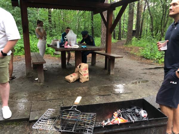 За неделю в Свердловской области выявили более 220 нарушений особого противопожарного режима  - Фото 2