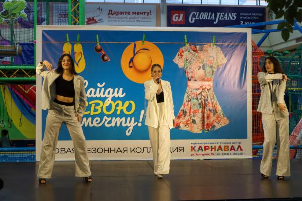 Участники чемпионата по поеданию пельменей сразились в гастропоединке - Фото 4
