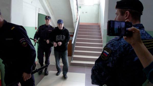 В Серове вынесли приговор мужчине, который убил и обезглавил собутыльника - Фото 2