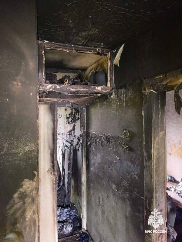 В Комсомольск-на-Амуре мама с трехлетним сыном чудом спаслись из горящей квартиры - Фото 2