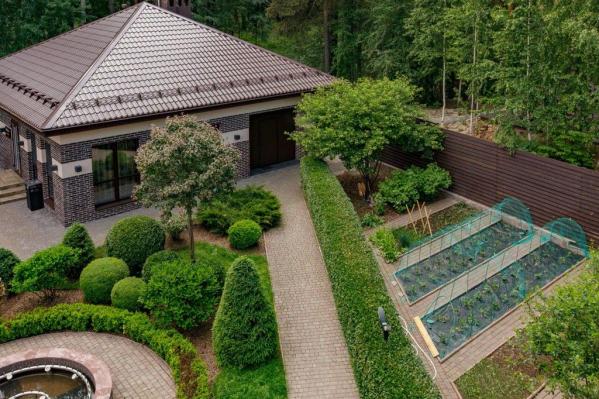 От 47 до 188 млн рублей. Самые дорогие дома, которые продают в Свердловской области - Фото 19