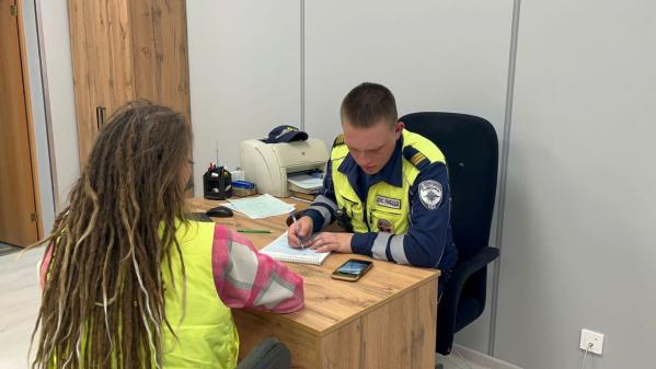 Блогера Свету Ананас оштрафовали за покатушки на автоэвакуаторе - Фото 2