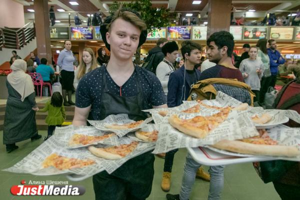 В Екатеринбурге 3 ноября пройдет третий чемпионат по поеданию пиццы  - Фото 2