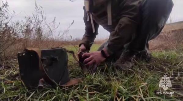 В Волгограде обезвредили 250-килограммовую немецкую авиабомбу - Фото 2