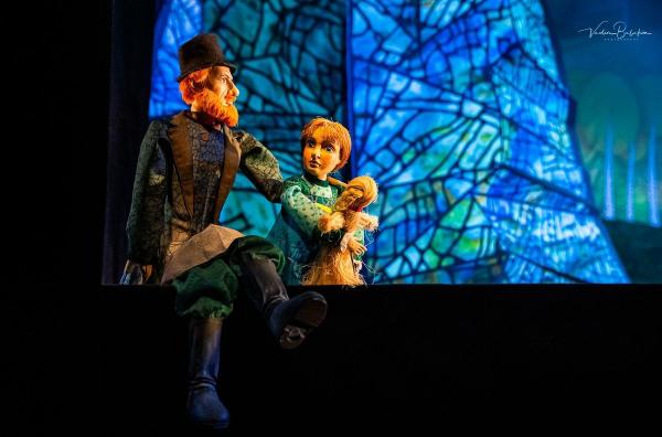 От «Таюткиного зеркальца» через «Кота в молоке» к «Петрушке». Куда сходить с ребенком на елку в Екатеринбурге - Фото 5