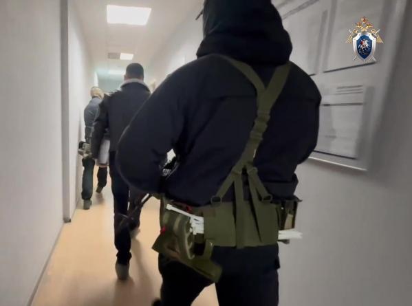 В Екатеринбурге предъявили обвинение мужчине, стрелявшему у Большого Златоуста - Фото 3