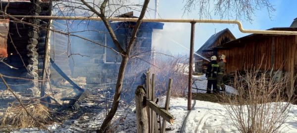 В свердловском селе Лая при пожаре в частном доме погибла женщина - Фото 3