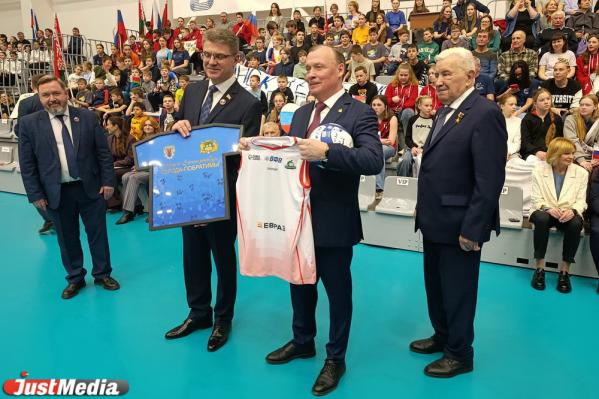 Волейболистки «Уралочки» вырвали победу в напряженном матче с «Минчанкой» - Фото 3