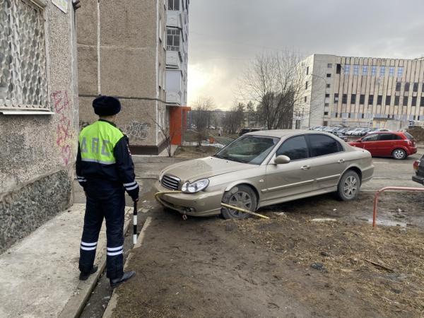 В Нижнем Тагиле 17-летняя девушка выехала на тротуар и сбила 70-летнюю бабушку - Фото 2