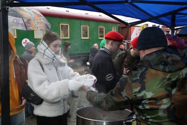 «Эшелон Победы» торжественно прибыл в Екатеринбург - Фото 3