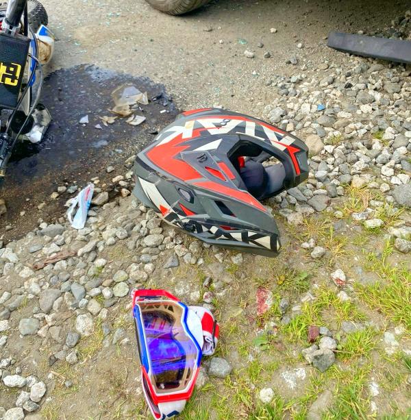 В Качканаре женщина-водитель Renault сбила двух подростков на мотоцикле - Фото 3