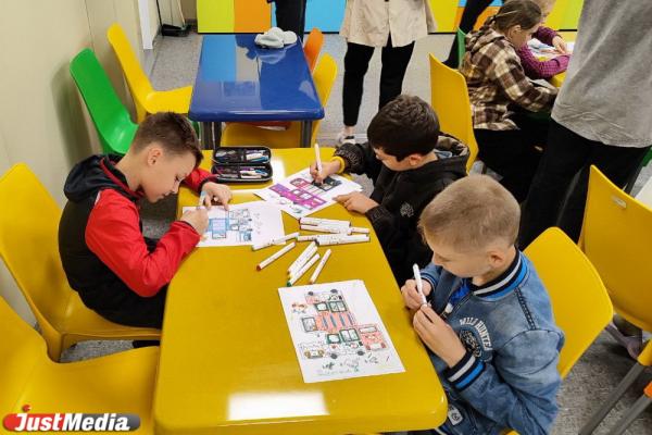 «Это будет эталонный лагерь». Алексей Орлов посетил обновленные «Уральские самоцветы». - Фото 3