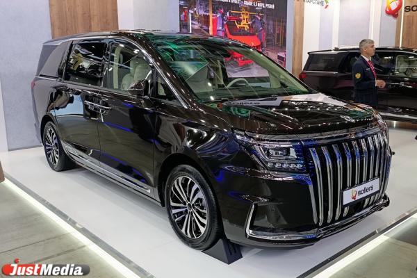 На ИННОПРОМ-2025 привезли электромобиль для Севера и правительственные беспилотники - Фото 10