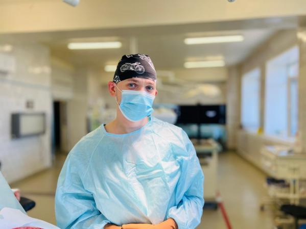 Медики спасли юную свердловчанку после жуткой аварии с тягачом - Фото 5