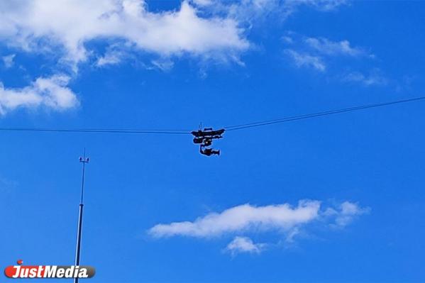 Стадион «Калининец» в Екатеринбурге «проапгрейдили» с помощью дрона-паука - Фото 3