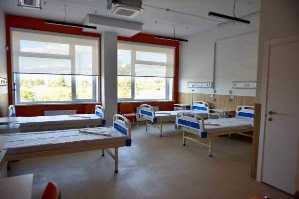 Денис Паслер открыл в Артемовском четырехэтажную поликлинику за 1,4 млрд рублей - Фото 5