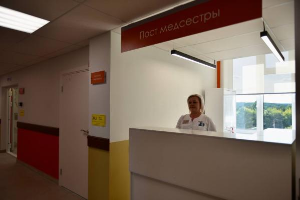 Денис Паслер открыл в Артемовском четырехэтажную поликлинику за 1,4 млрд рублей - Фото 6