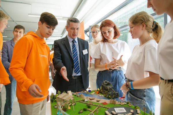 Школьники посетят экскурсии на предприятия горно-металлургической отрасли Среднего Урала - Фото 4