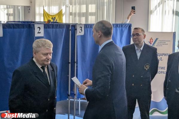Денис Паслер проголосовал на выборах губернатора Свердловской области - Фото 2