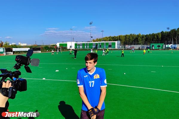 Хоккей на траве и прогулки на лошадях. Как дети из Екатеринбурга бесплатно занимаются экзотическими видами спорта - Фото 6