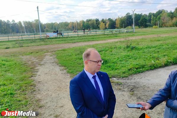 Хоккей на траве и прогулки на лошадях. Как дети из Екатеринбурга бесплатно занимаются экзотическими видами спорта - Фото 7