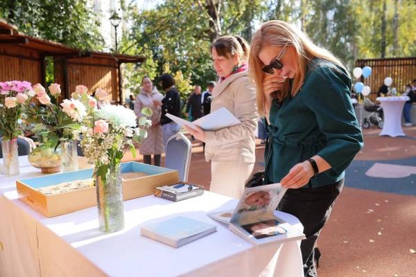 В Екатеринбурге четвертый год подряд врачи отвечают на сложные вопросы о том, как пережить утрату ребенка после неизлечимой болезни - Фото 3