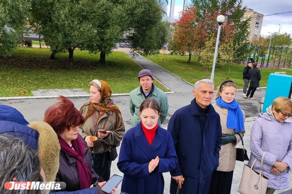  300 табличек на разных языках: в Екатеринбурге открыли арт-объект в честь многонациональности - Фото 2