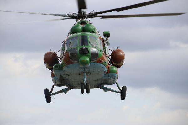 ОМОН и СБОРБ отработали навыки десантирования с вертолета Ми-8 без парашютов - Фото 8