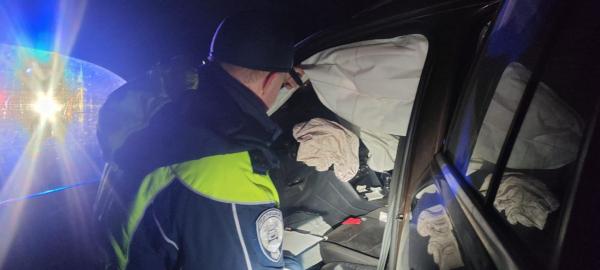 Пострадали пять человек: в Свердловской области водитель иномарки влетел во встречный ВАЗ  - Фото 4