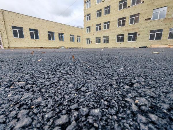 В Екатеринбурге капремонт детской поликлиники на Санаторной выходит на финишную прямую - Фото 4