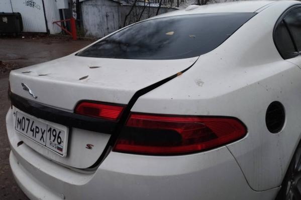 В Уфе обнаружили брошенный Jaguar со свердловскими номерами - Фото 2