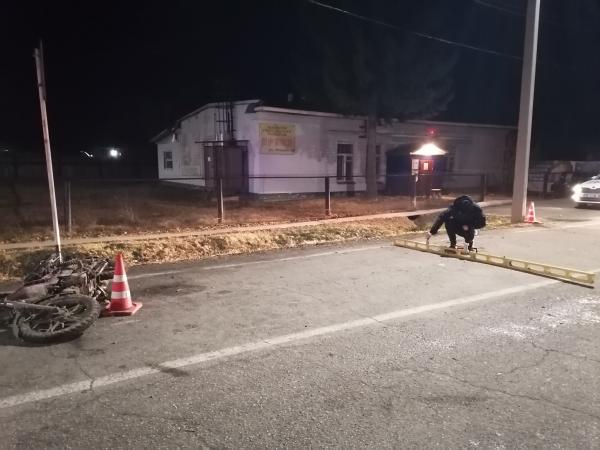 В Сосьве 19-летний парень на мопеде влетел в опору линии электропередач - Фото 3