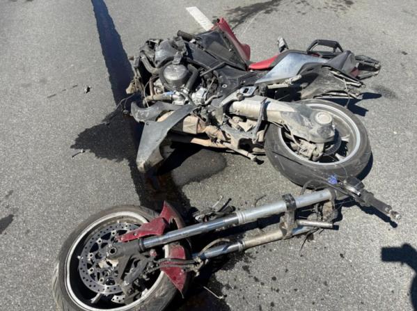 Врачи Екатеринбурга после страшного ДТП спасли байкерше ноги - Фото 4