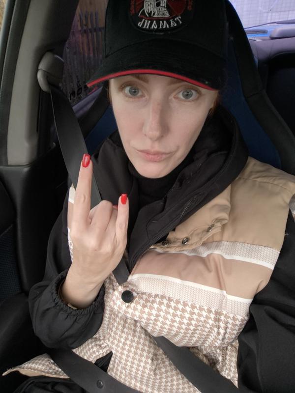 Врачи Екатеринбурга после страшного ДТП спасли байкерше ноги - Фото 5