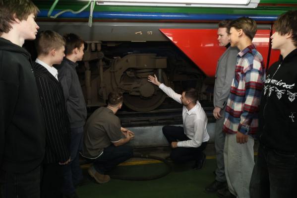 В Екатеринбурге школьнике увидели, где после рейса отдыхают «Финисты» и «Орланы» - Фото 3