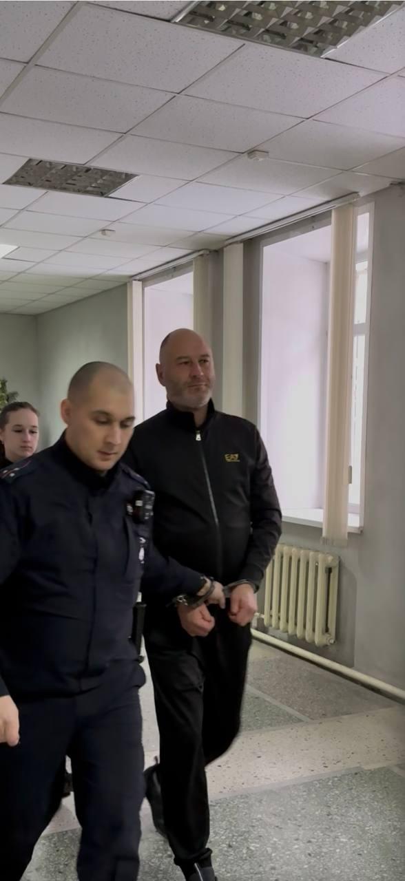 Суд отправил Михаила Арзамасцева, обвиняемого в крупном хищении, в СИЗО.  - Фото 2