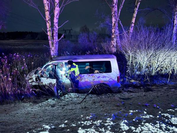 На 22-м километре Сибирского тракта при столкновении иномарок погиб человек - Фото 2