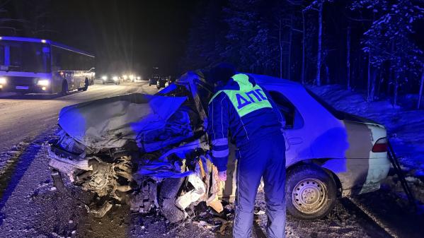 В Свердловской области переутомленный водитель иномарки устроил ДТП и погиб в нем - Фото 3