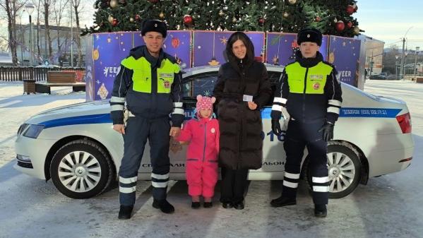 Свердловская полиция исполнила мечту 5-летней екатеринбурженки - Фото 3