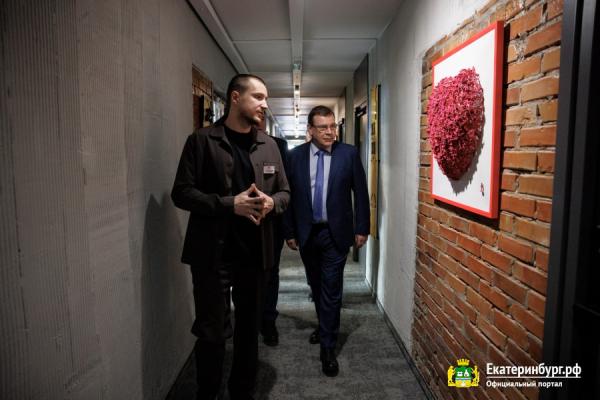 В Екатеринбурге в здании бывшей военной казармы открылся апарт-отель со студией звукозаписи - Фото 2