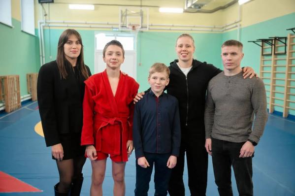 В школе №4 Невьянска появился комфортный зал для занятий самбо - Фото 4