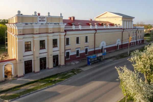 В Свердловской области на реставрацию одного из старейших театров выделили еще 45 млн рублей - Фото 4