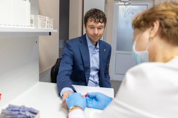 Алексей Вихарев и его волонтеры помогли Екатеринбургу пополнить банк донорской крови - Фото 2