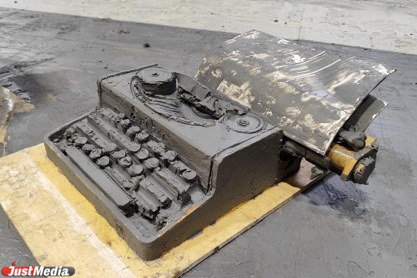 Скульпторы готовятся отливать в бронзе памятник Алексею Балабанову - Фото 4