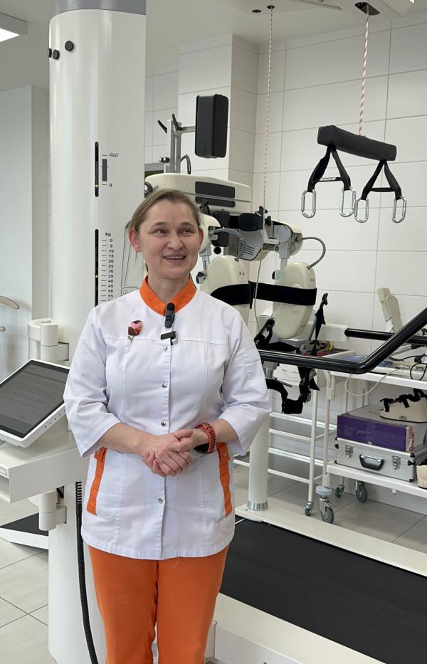 В Екатеринбурге в реабилитации после травм пациентам стали помогать роботы - Фото 3