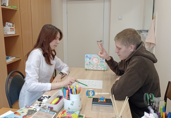 Врачи спасли 21-летнего свердловчанина, пережившего клиническую смерть из-за отравления угарным газом - Фото 2