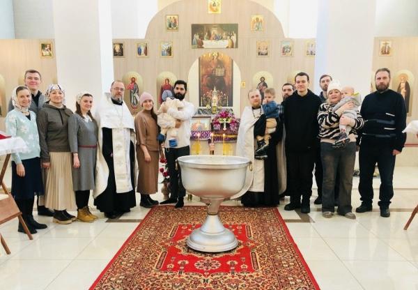 В Челябинске кретили гражданина Индии - Фото 3