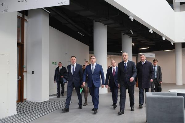 Глава Минобрнауки РФ посетил вторую очередь кампуса УрФУ - Фото 5