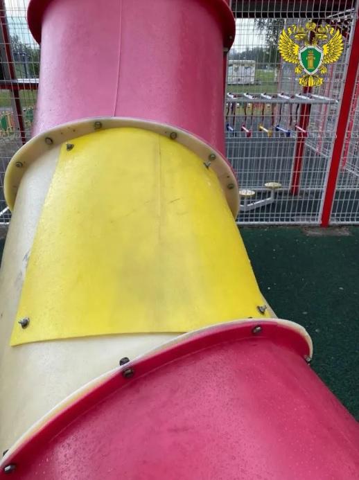 В Нижнем Тагиле за травму на горке-трубе в парке «Народный» ребенку выплатят 100 тысяч рублей - Фото 2