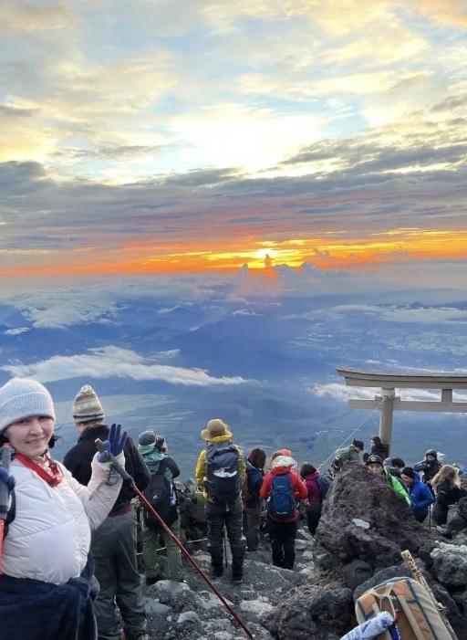 Хорошая физподготовка помогла врачу из Екатеринбурга осуществить мечту и встретить рассвет на Фудзи - Фото 3